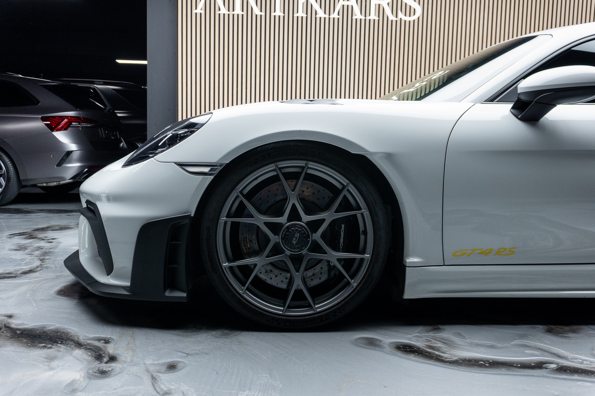 PORSCHE 718 Cayman GT4 RS PDK-image-4