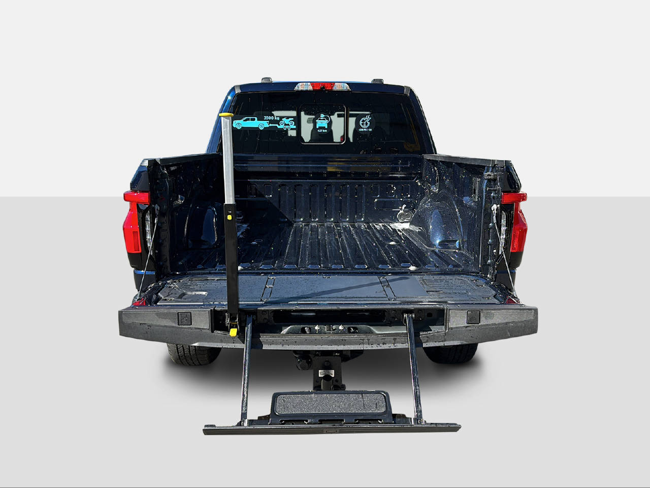 FORD F-150 Lightning DKab.Pick-up 98 kWh Lariat Launch Edition-image-14