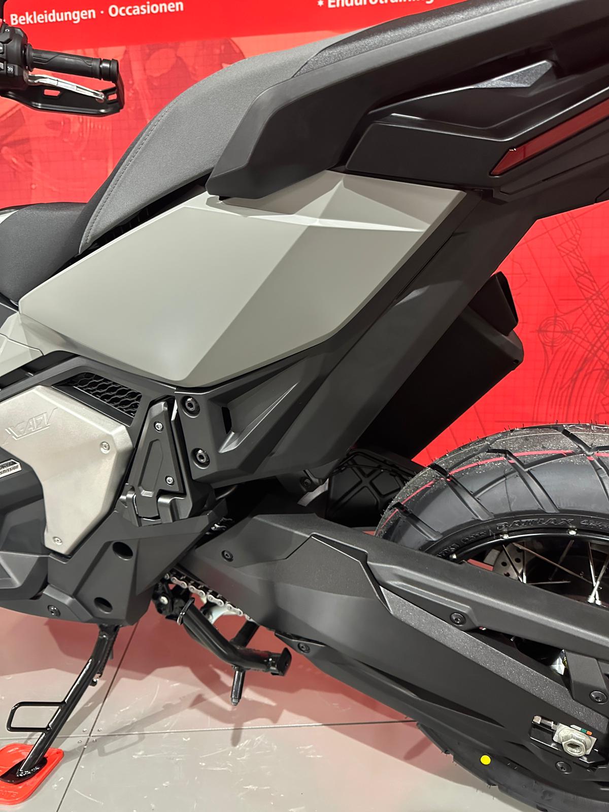 HONDA X-ADV 750 *35kW* *Neufahrzeug*-image-7
