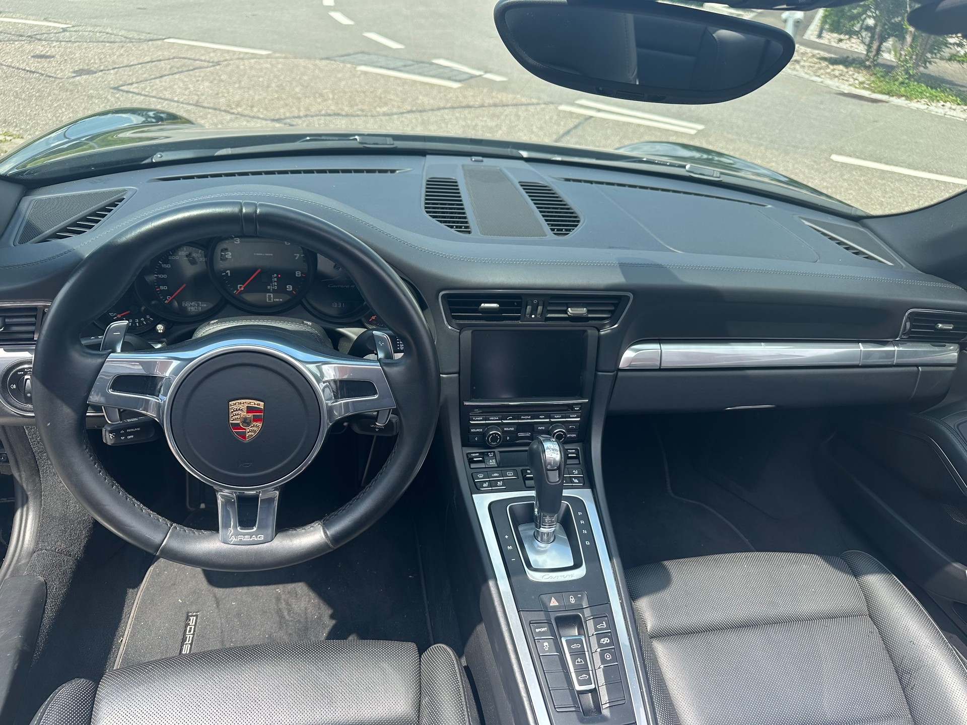 PORSCHE 911 Cabrio Carrera 4 PDK-image-9