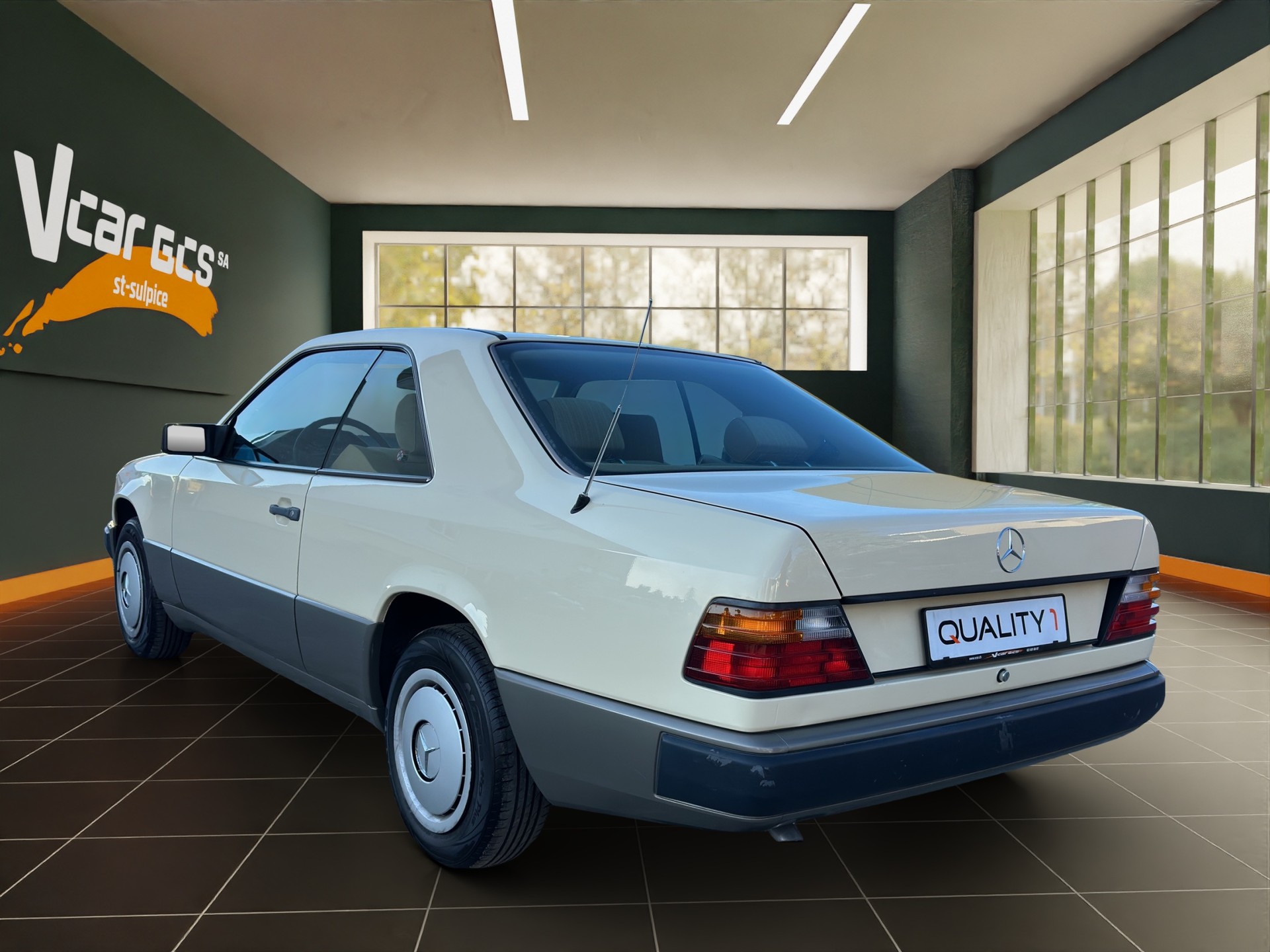 MERCEDES-BENZ 230 CE-image-2