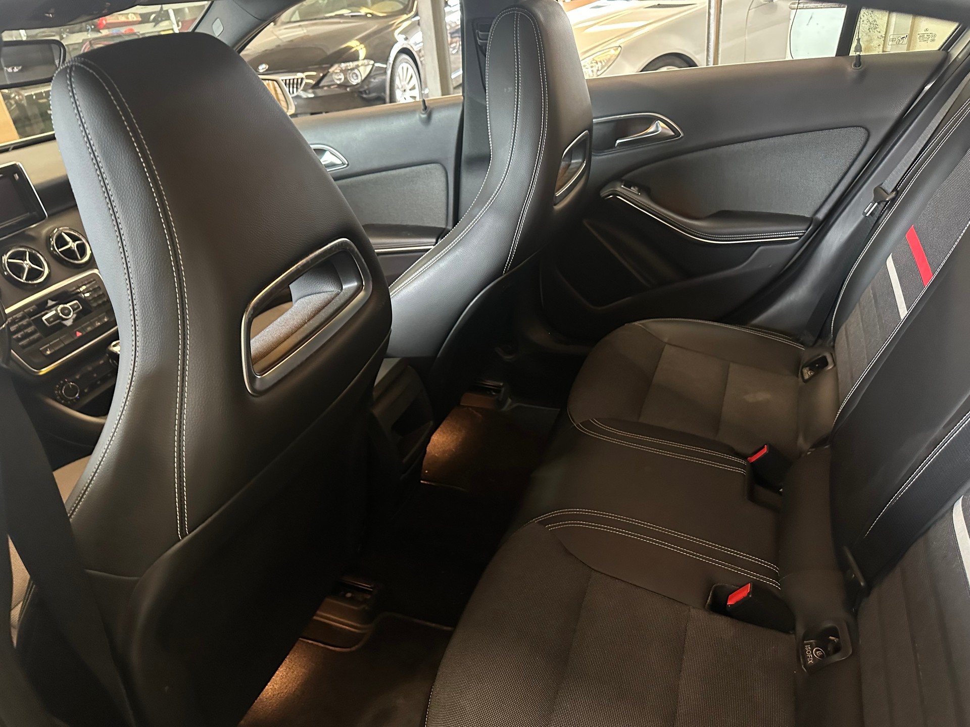 MERCEDES-BENZ A 180 Style-image-8