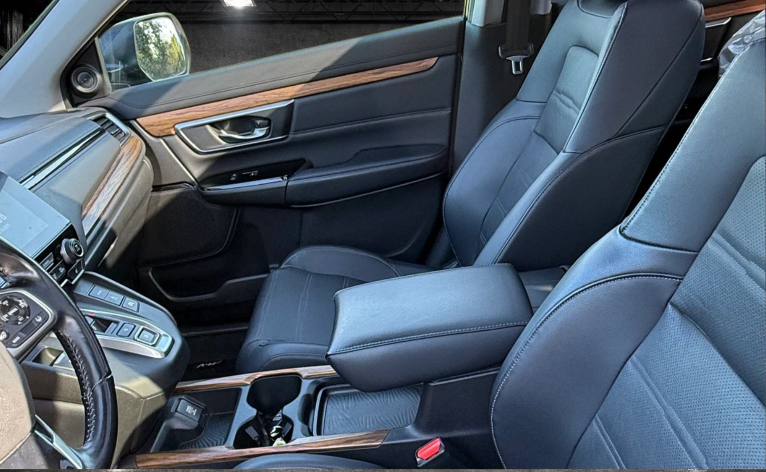 HONDA CR-V 2.0i MMD Hybrid Executive 4WD Automatic-image-7