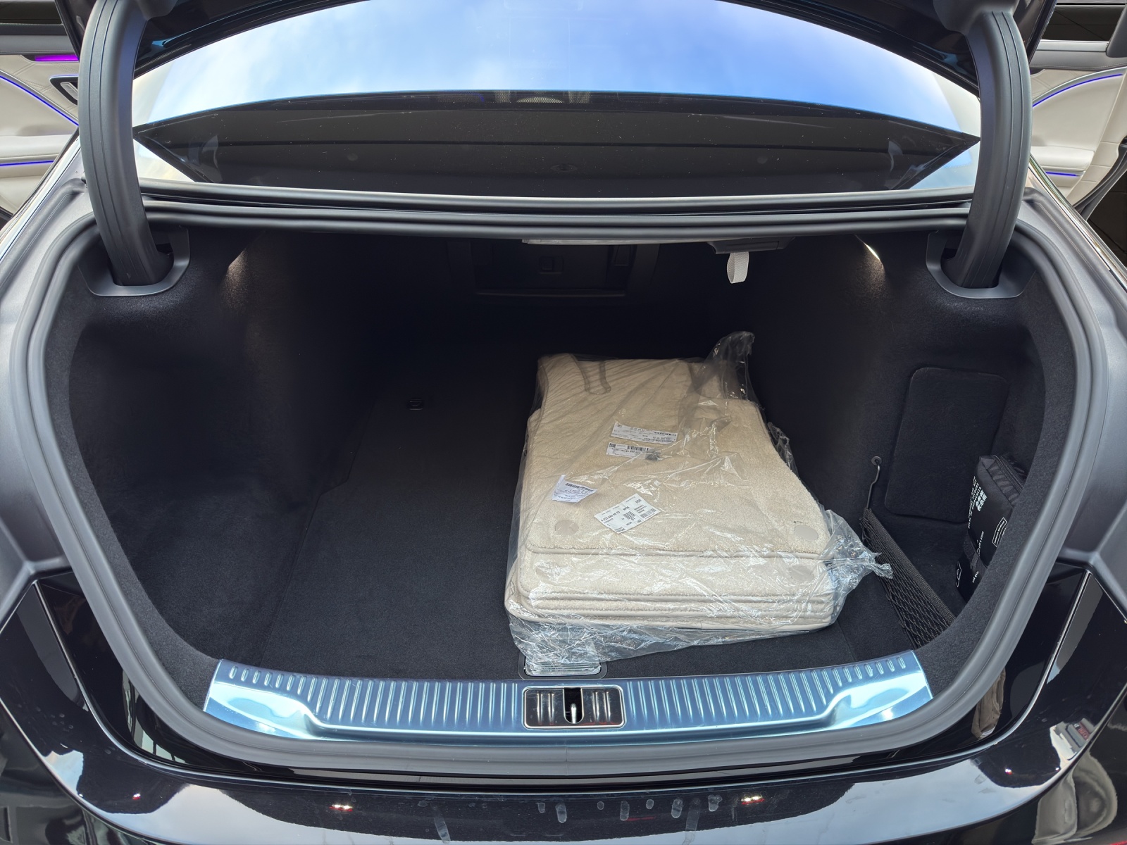 MERCEDES-BENZ S 580 4Matic Maybach 9G-Tronic-image-18