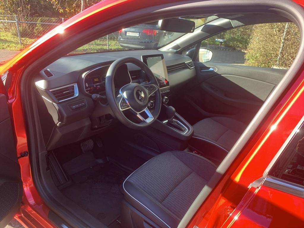MITSUBISHI Colt 1.6 HEV Instyle-image-4