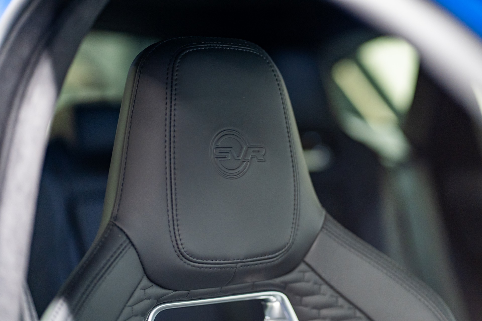 JAGUAR F-Pace 5.0 V8 SVR P550 AWD 5 Jahre Werksgarantie ab 1. Inv. oder 150'000km-image-11