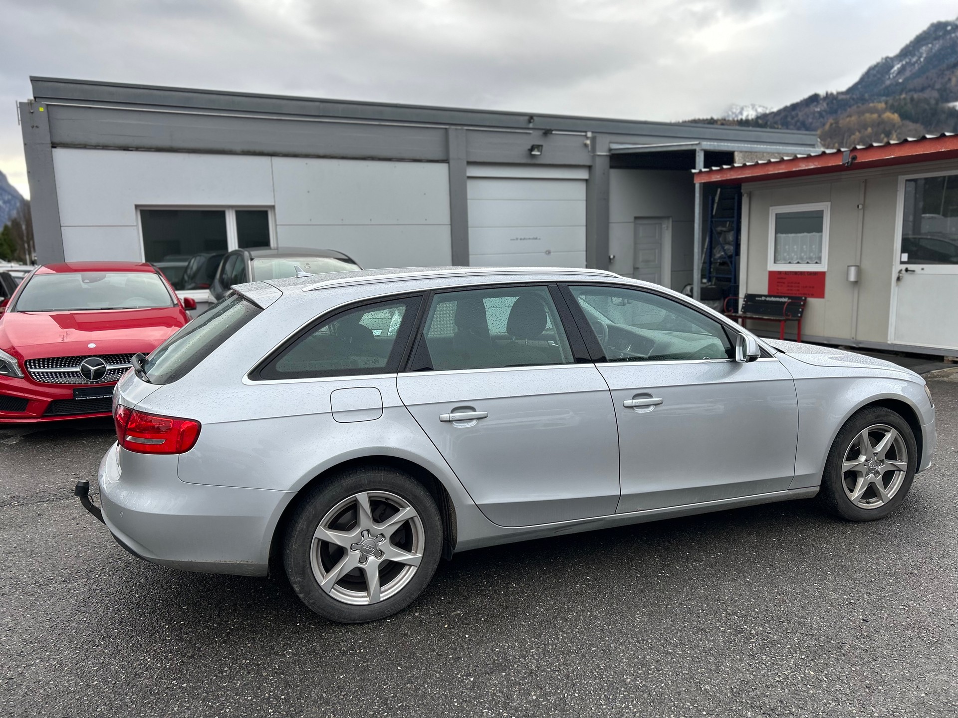 AUDI A4-image-5