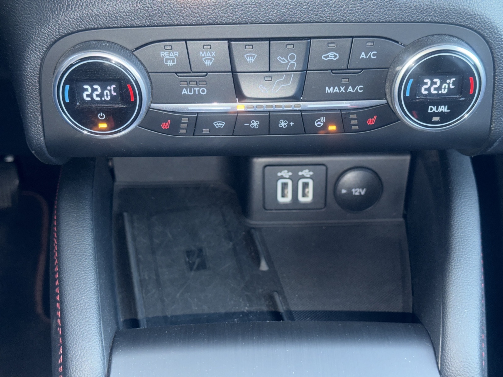 FORD Kuga 2.5 Hybrid ST-Line X 4x4-image-13