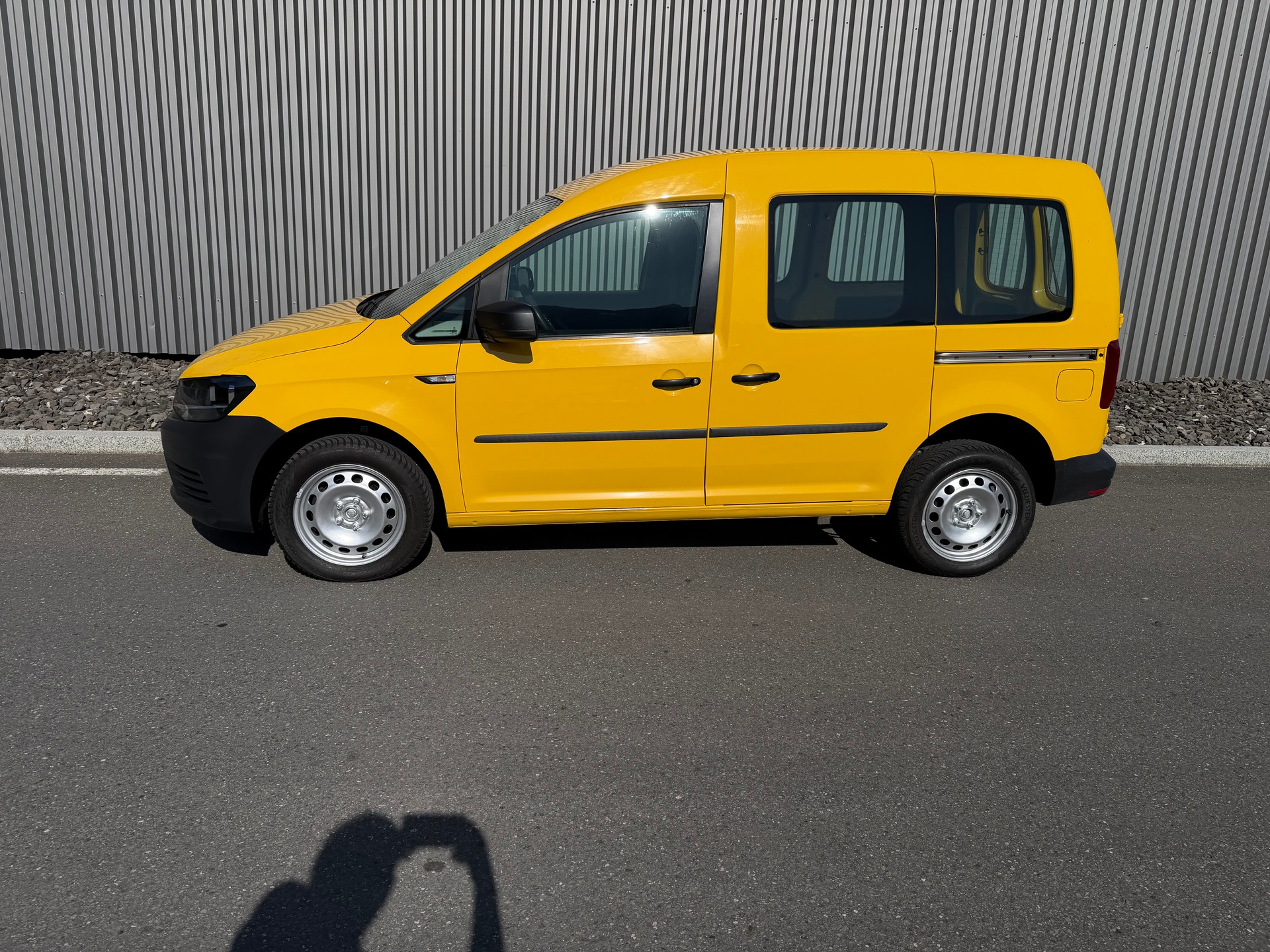 VW Caddy 2.0TDI 4Motion BlueMotion DSG AUTOMATIQUE-showroom-element-3