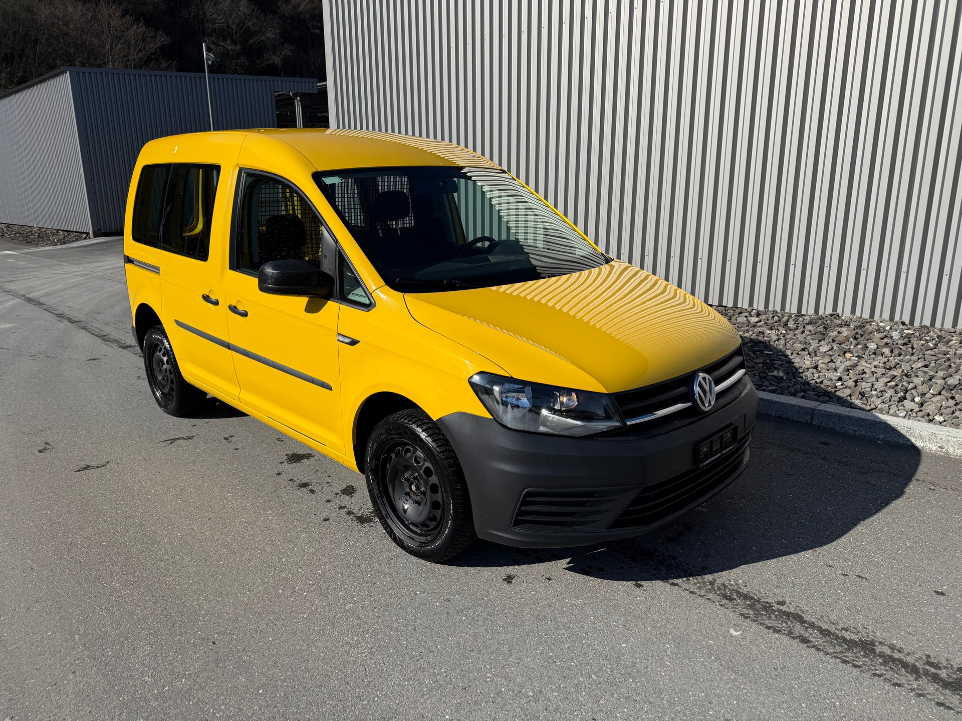 VW Caddy 2.0TDI 4Motion BlueMotion Technology DSG-image-7