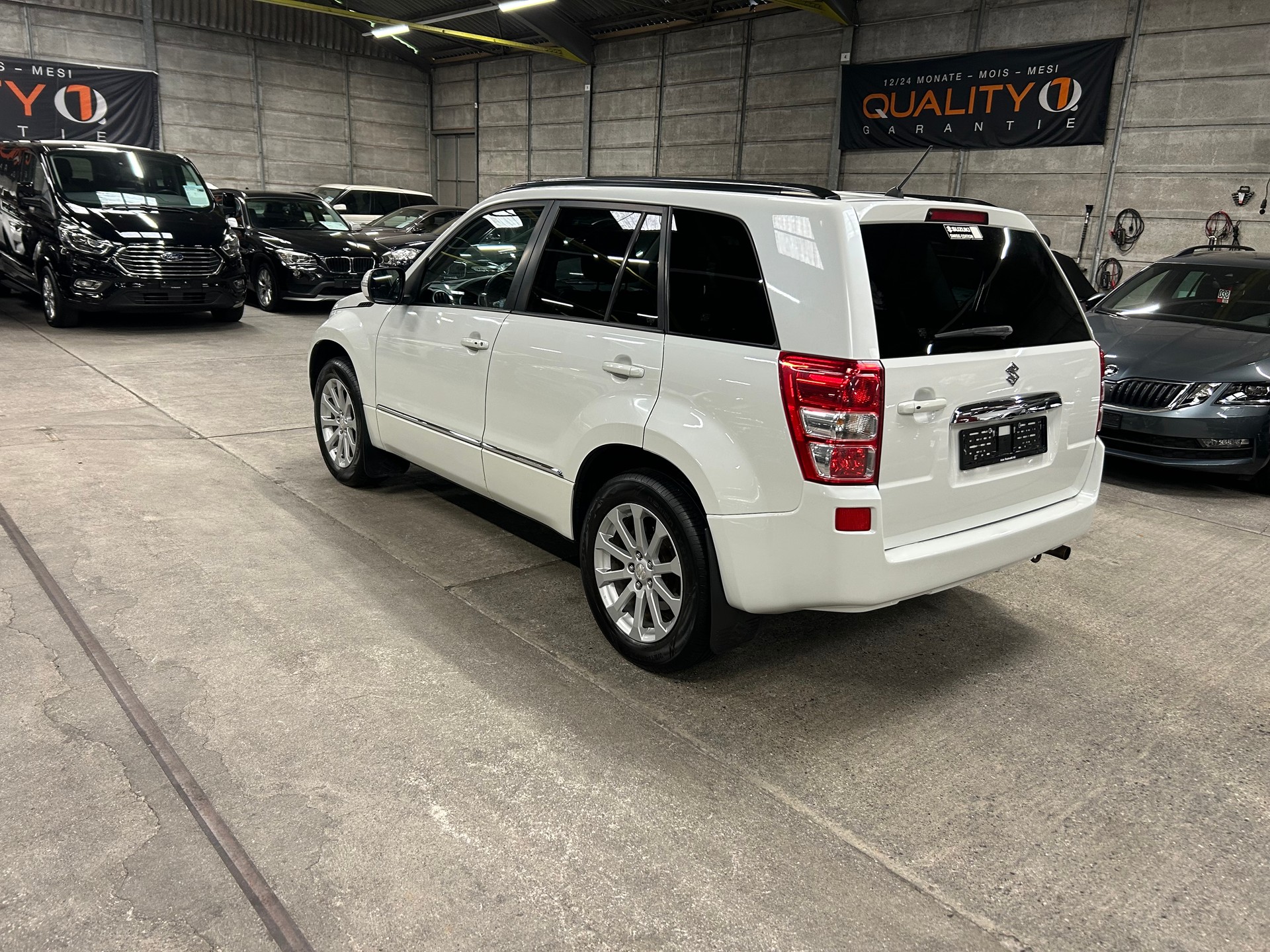 SUZUKI Gr. Vitara 2.4 16V GL Top Sergio Cellano Aut.-image-5