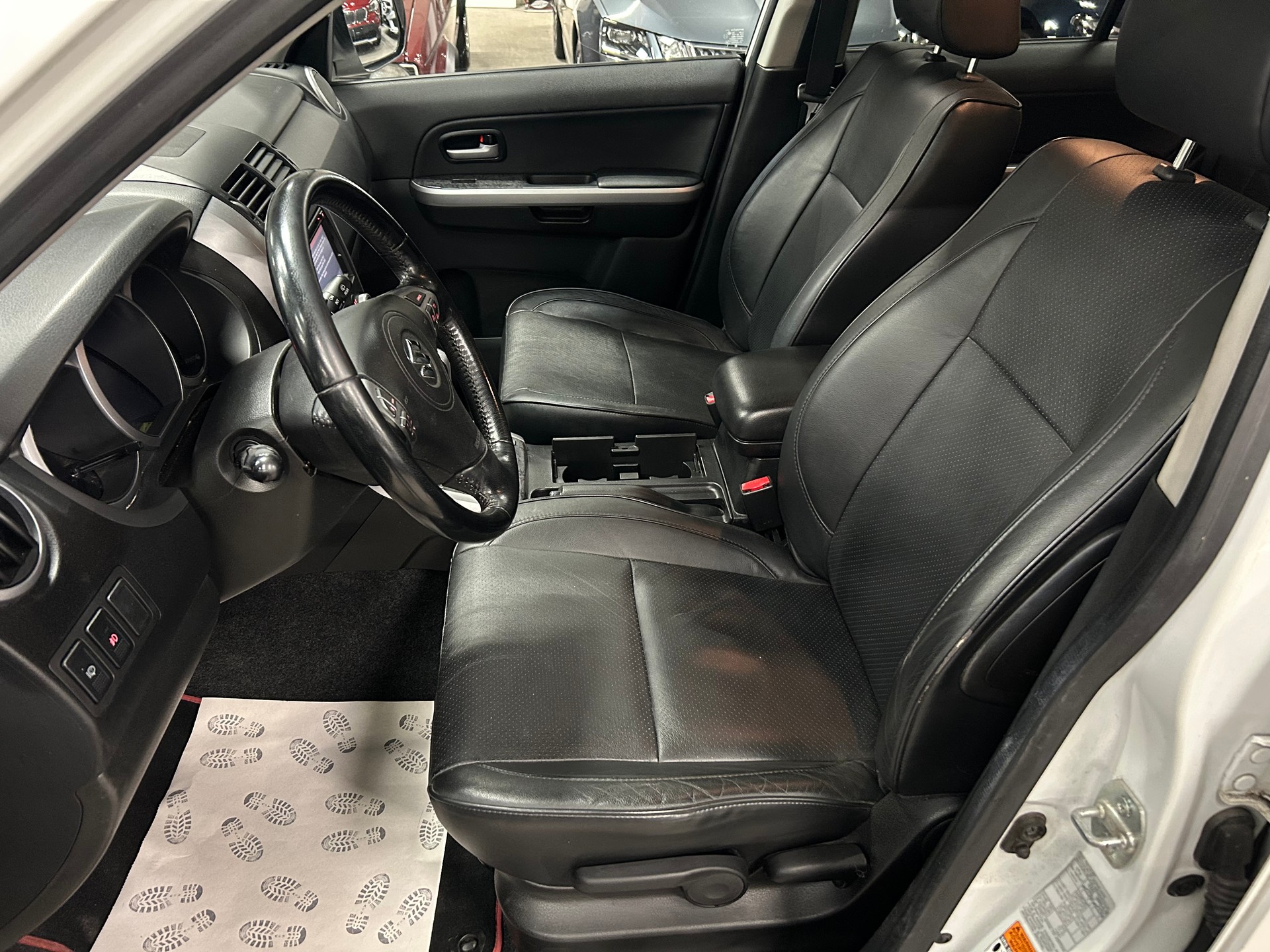 SUZUKI Gr. Vitara 2.4 16V GL Top Sergio Cellano Aut.-image-9