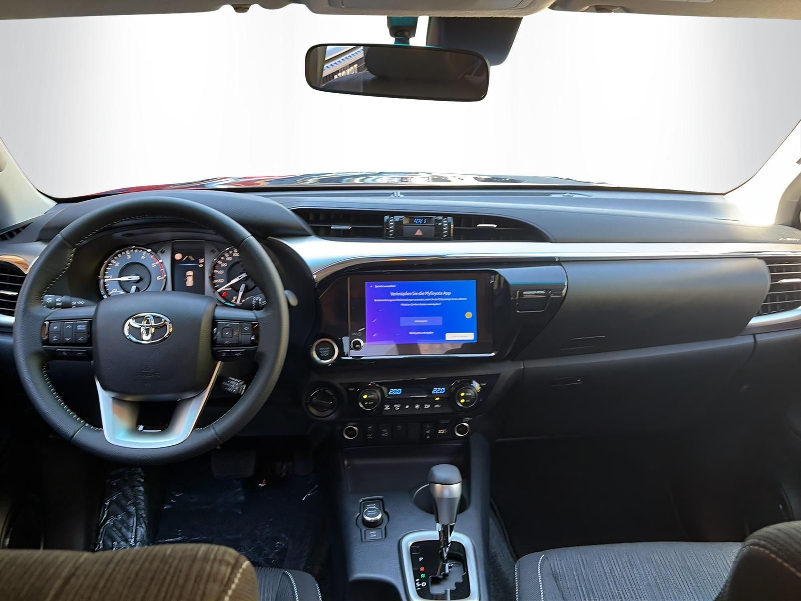 TOYOTA Hilux Double Cab.-Pick-up 2.8 D-4D MHEV 204 Style-image-7