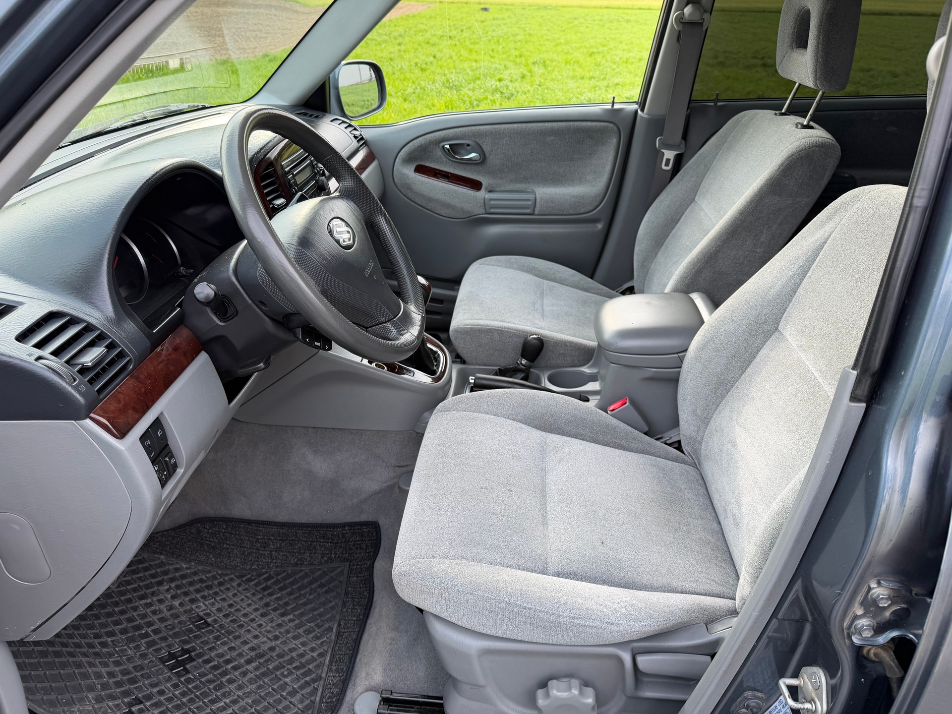 SUZUKI Grand Vitara 2.7 V6 Wagon-image-7