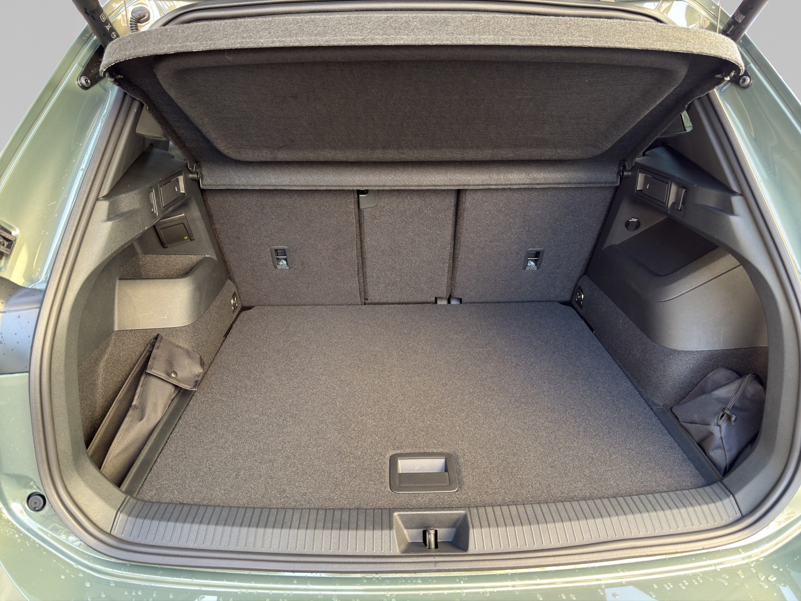 VW Tiguan 2.0 TSI DSG R-Line 4Motion-image-11