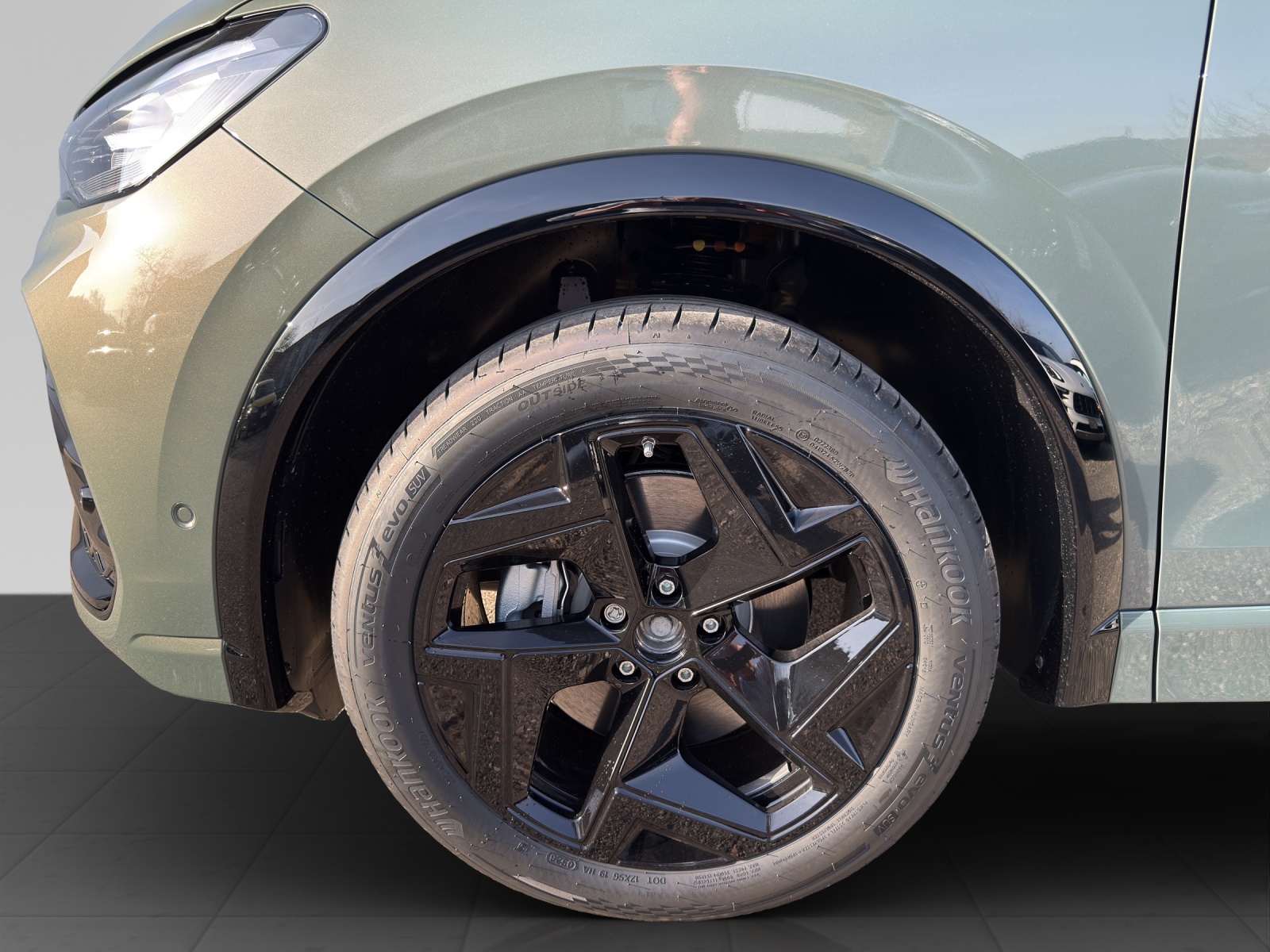 VW Tiguan 2.0 TSI DSG R-Line 4Motion-image-7
