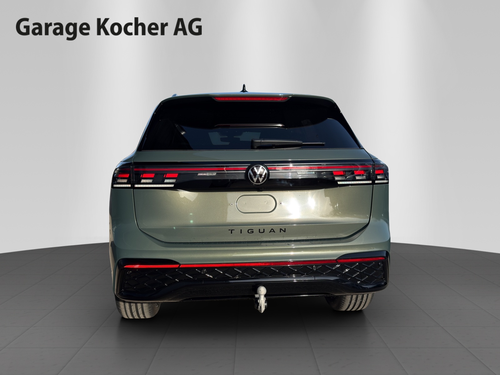 VW Tiguan 2.0 TSI DSG R-Line 4Motion-showroom-element-3