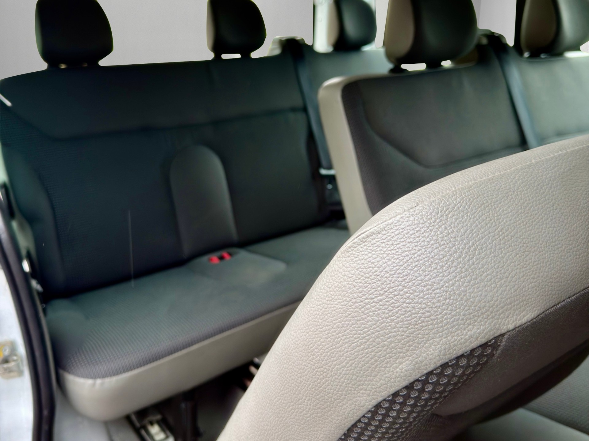 OPEL Vivaro 2.0 CDTI 2.7t 9 Plātzer mit Klimaanlage-image-12