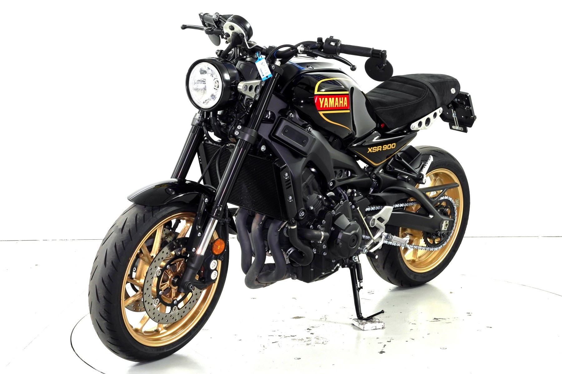 YAMAHA XSR 900 ABS 80 Black-image-2