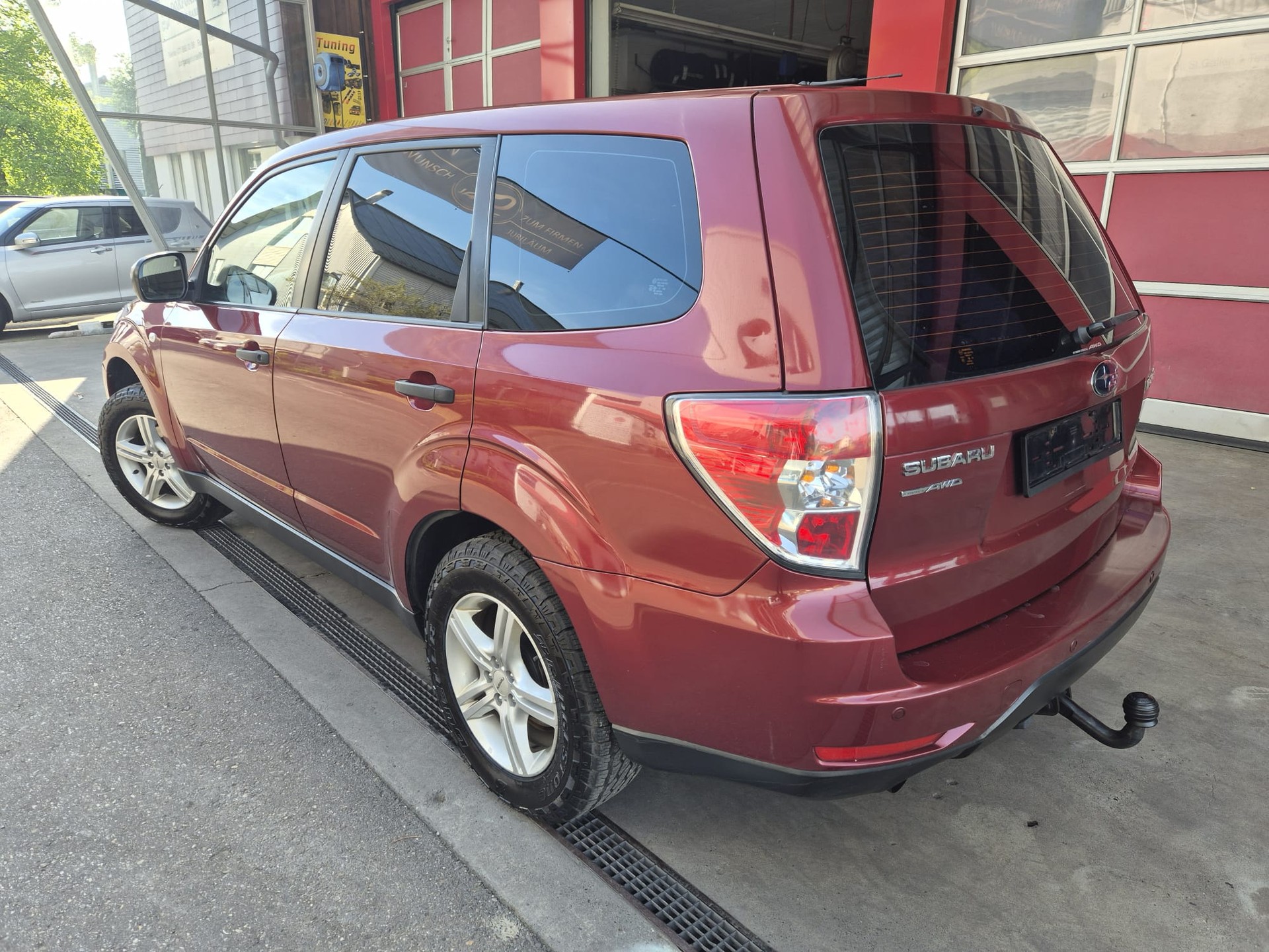 SUBARU Forester 2.0D X Swiss Special-image-5