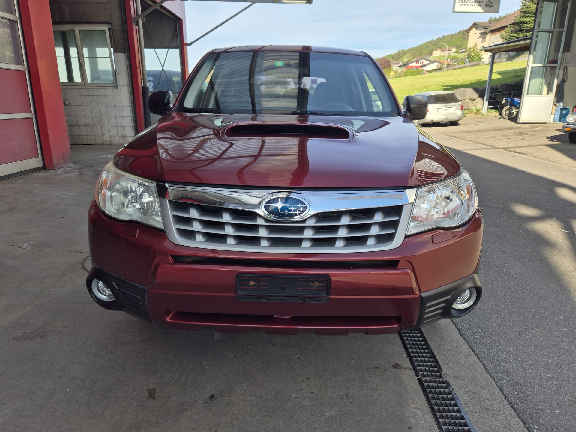 SUBARU Forester 2.0D X Swiss Special-image-2