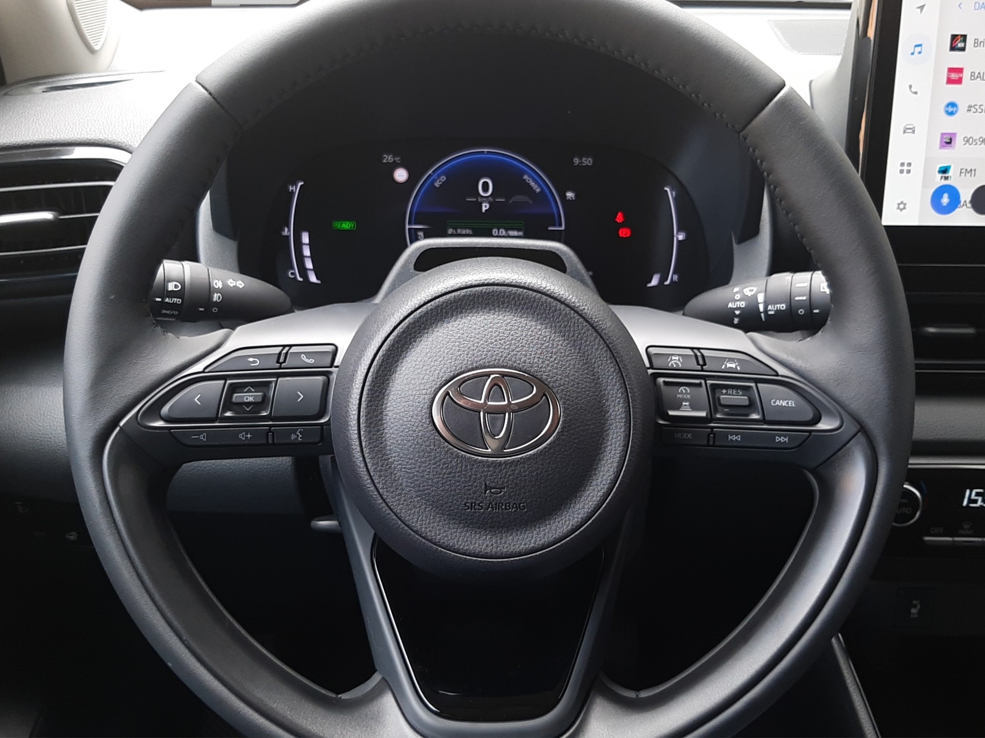 TOYOTA Yaris 1.5 VVT-i HSD Trend-image-10