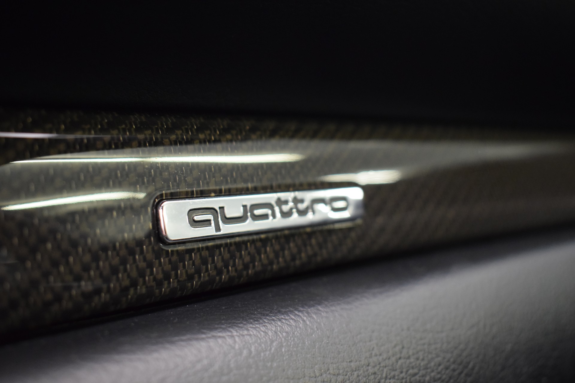 AUDI RS4 Avant quattro "Avus Silber Metallic"-image-22