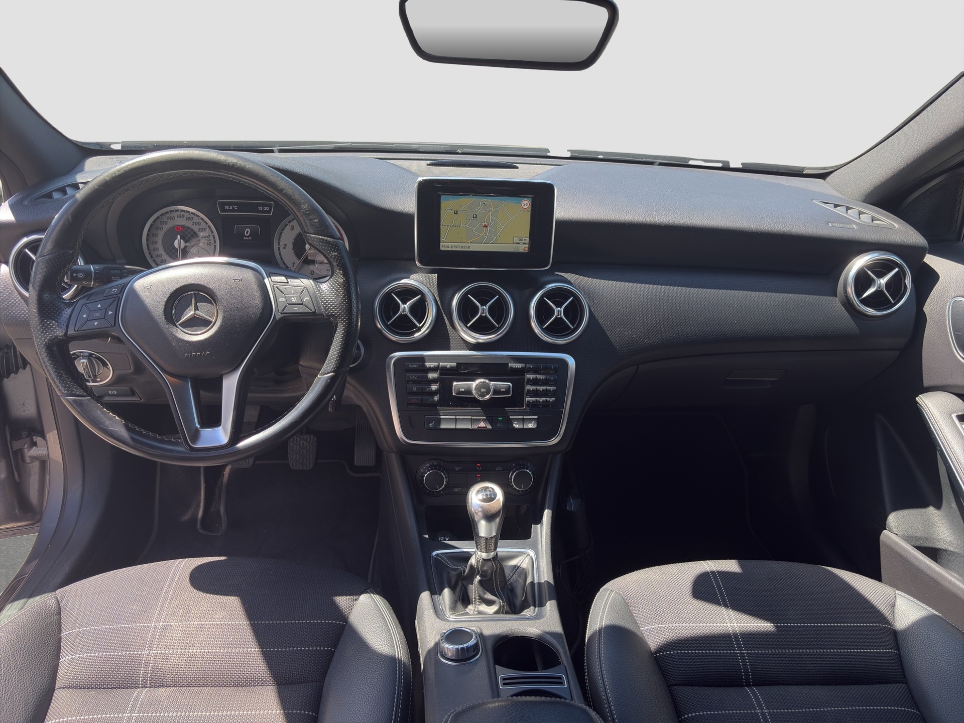 MERCEDES-BENZ A 200 CDI Style-image-7