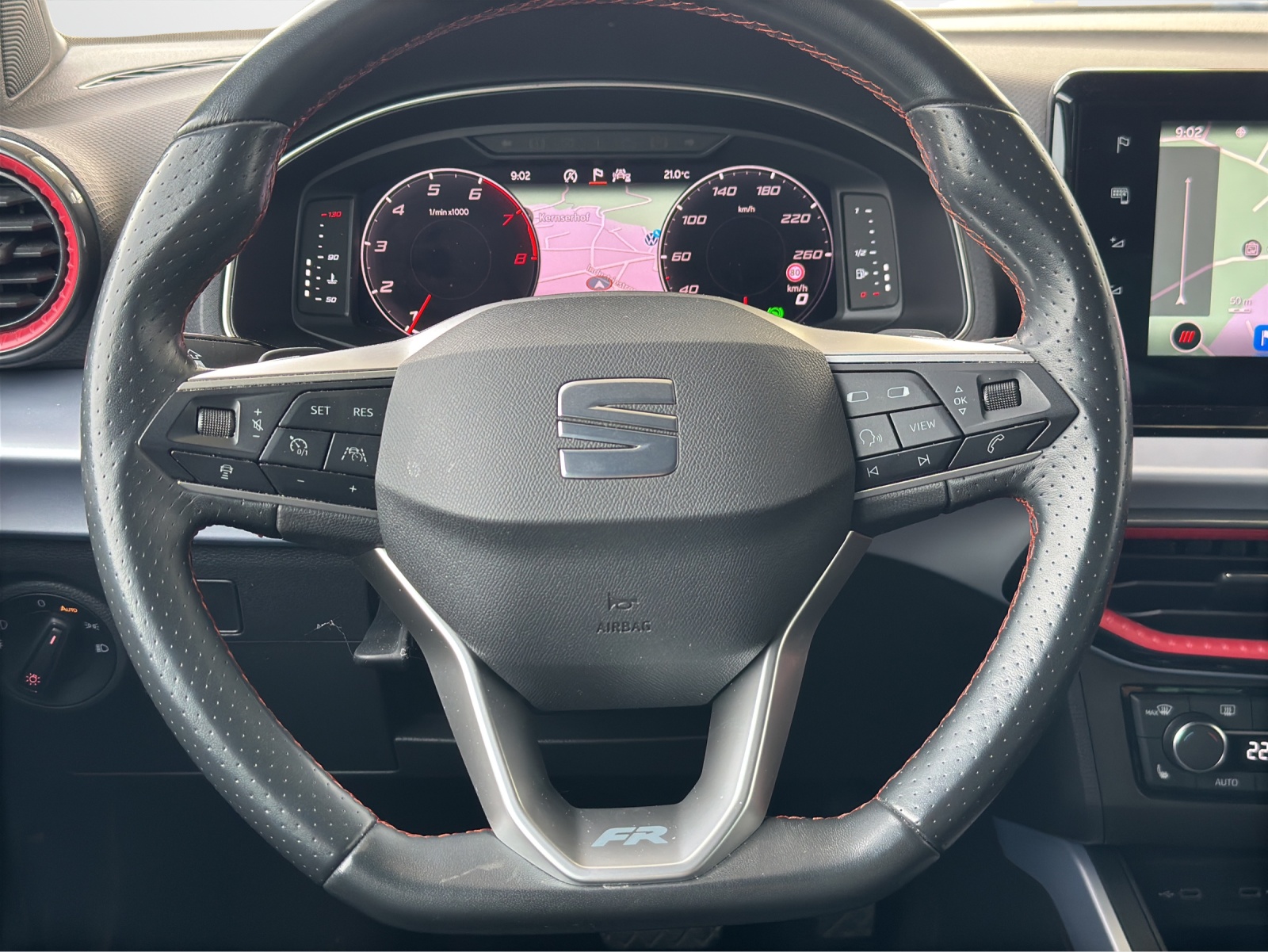 SEAT Arona 1.5 TSI Hola FR DSG-image-8