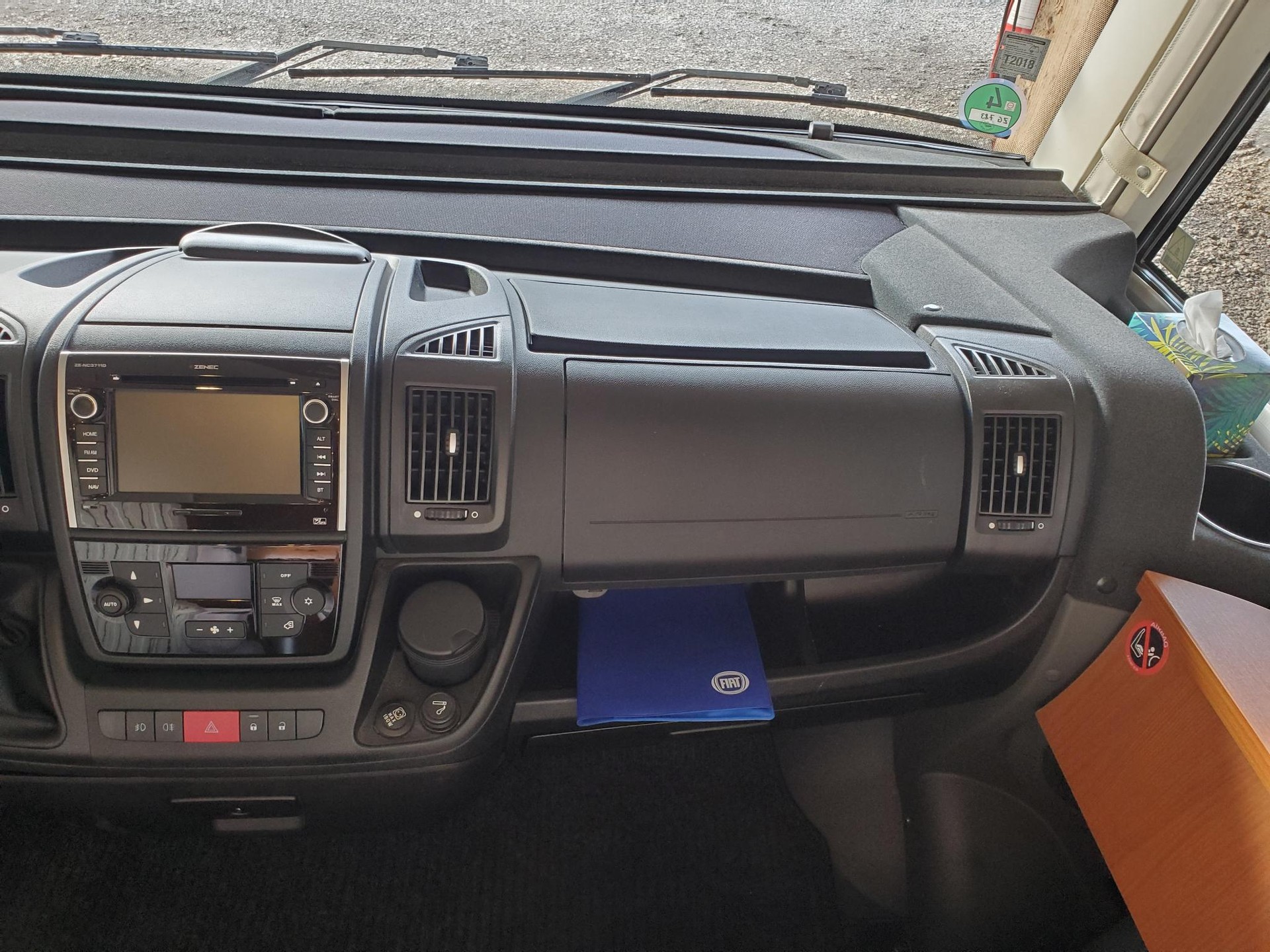 HYMER B598-image-9