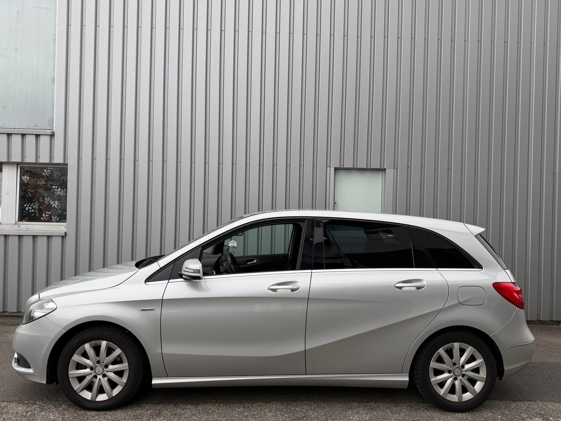 MERCEDES-BENZ B 200 CDI 7G-DCT-image-3