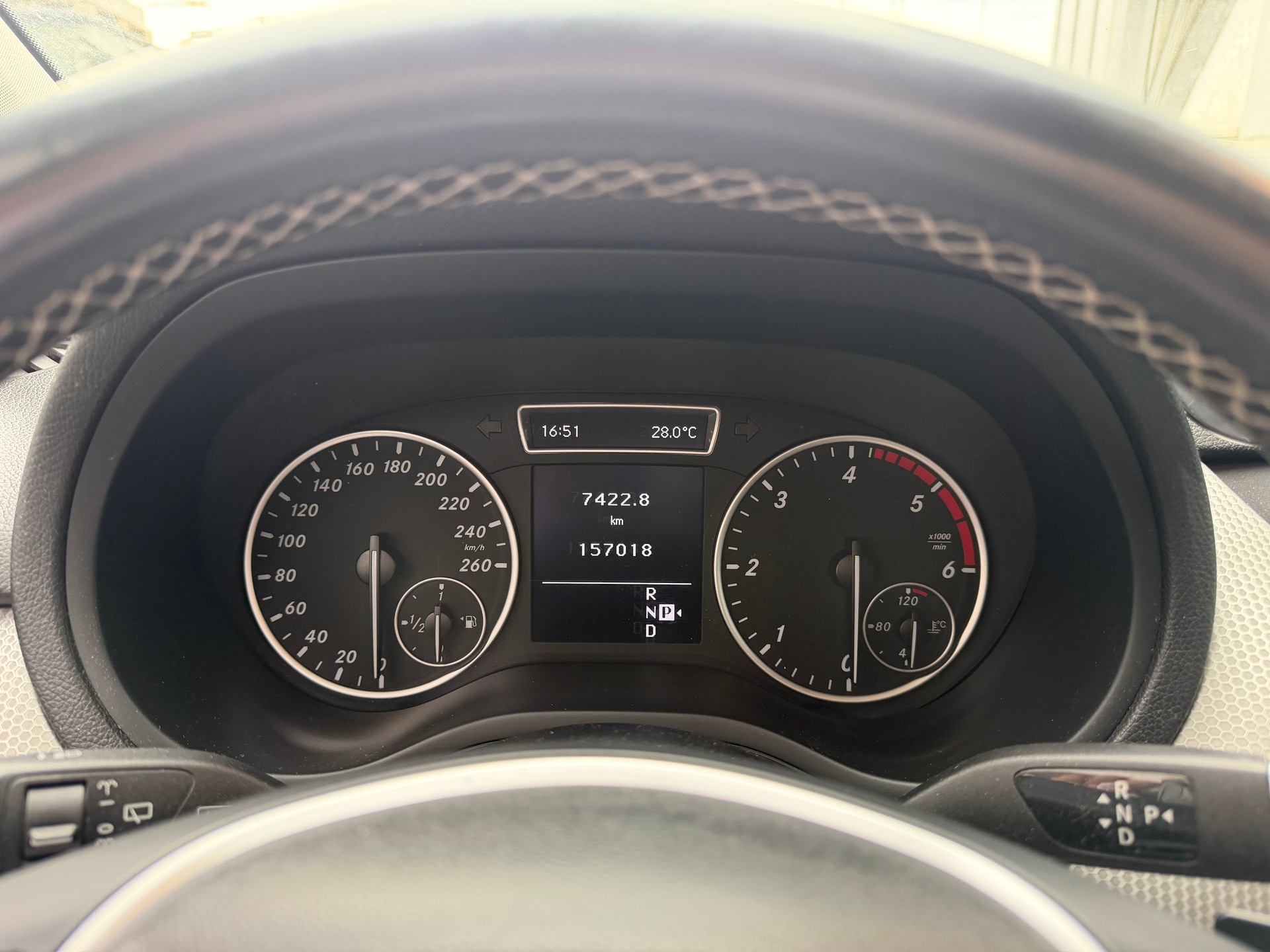 MERCEDES-BENZ B 200 CDI 7G-DCT-image-13