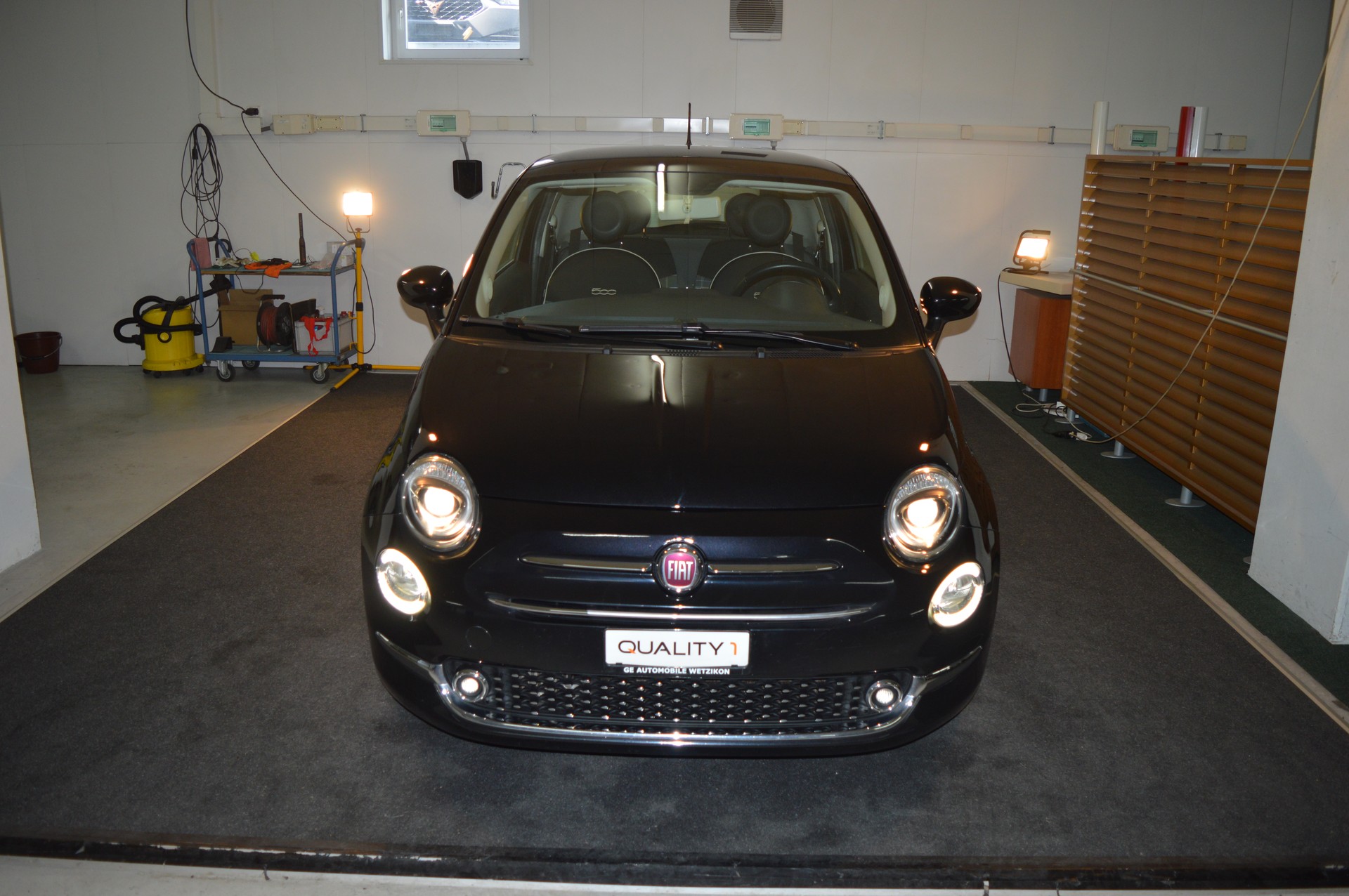 FIAT 500 0.9 Twinair Turbo Lounge-showroom-element-1