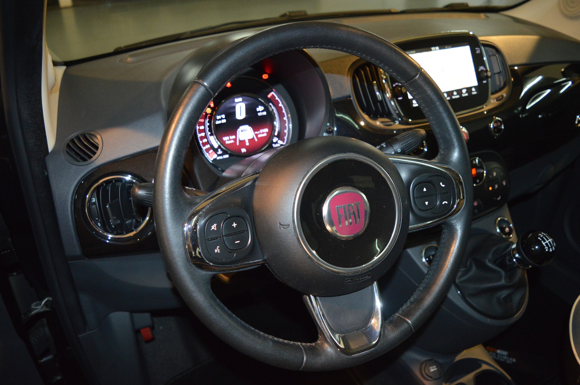 FIAT 500 0.9 Twinair Turbo Lounge-image-9