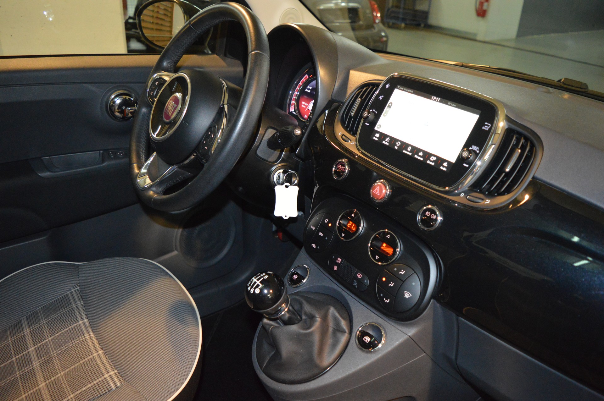 FIAT 500 0.9 Twinair Turbo Lounge-image-12