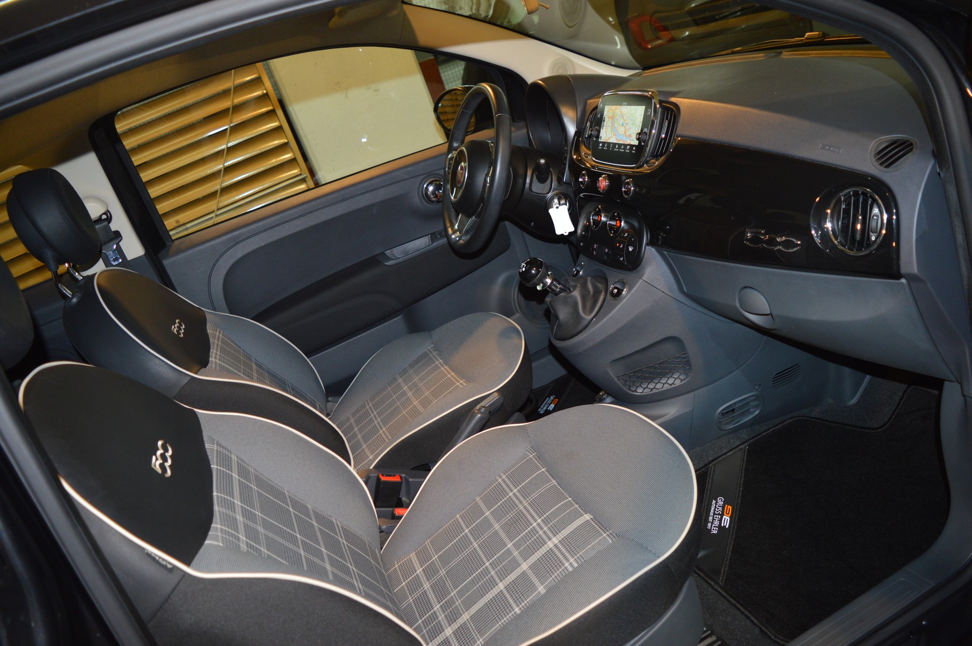 FIAT 500 0.9 Twinair Turbo Lounge-image-13