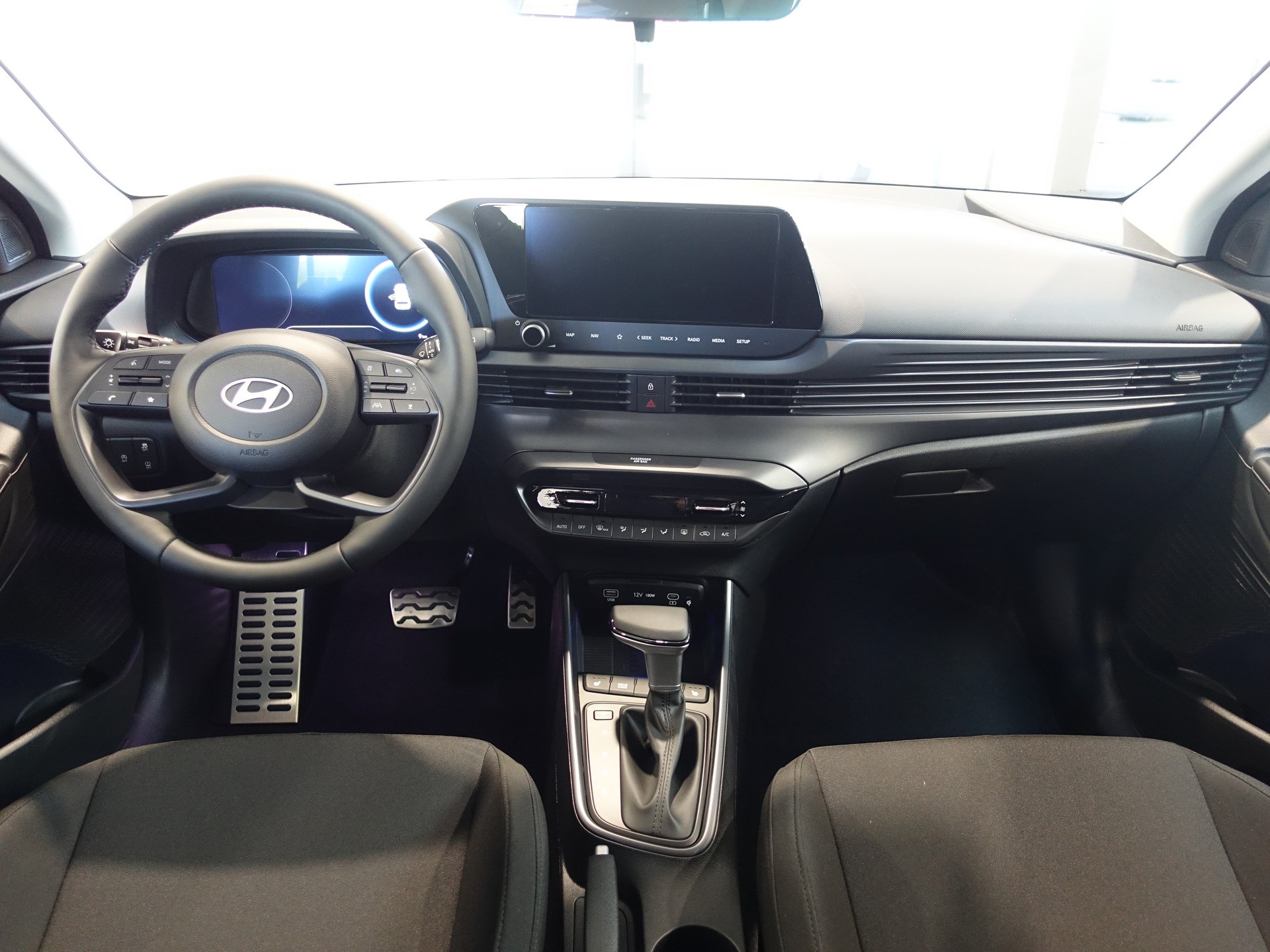 HYUNDAI Bayon 1.0 T-GDi AmpliaDCT-image-9