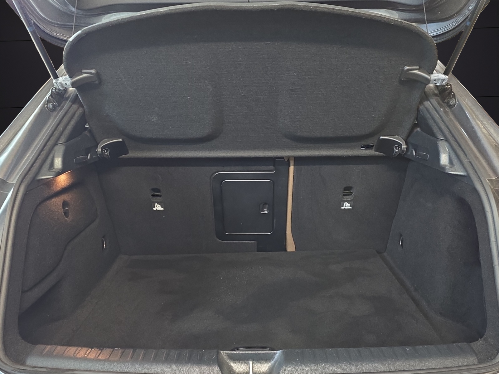 MERCEDES-BENZ GLA 250 Urban 4Matic 7G-DCT-image-20