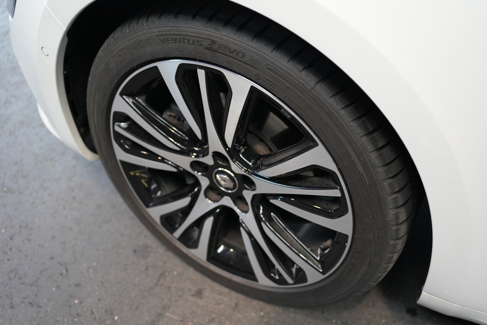 RENAULT Talisman Grandtour 1.8 TCe Initiale EDC-image-11