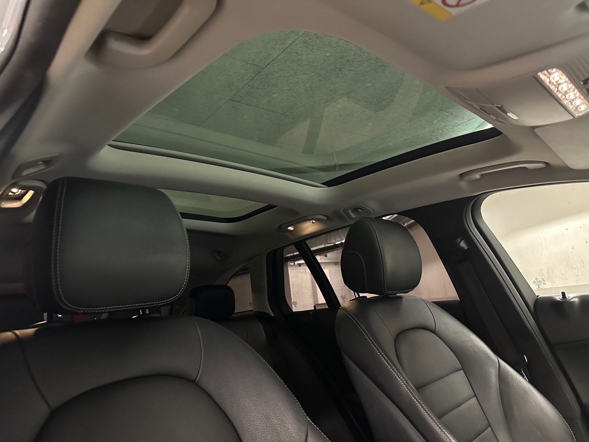 MERCEDES-BENZ C 220 d Avantgarde 4Matic 9G-Tronic-image-30