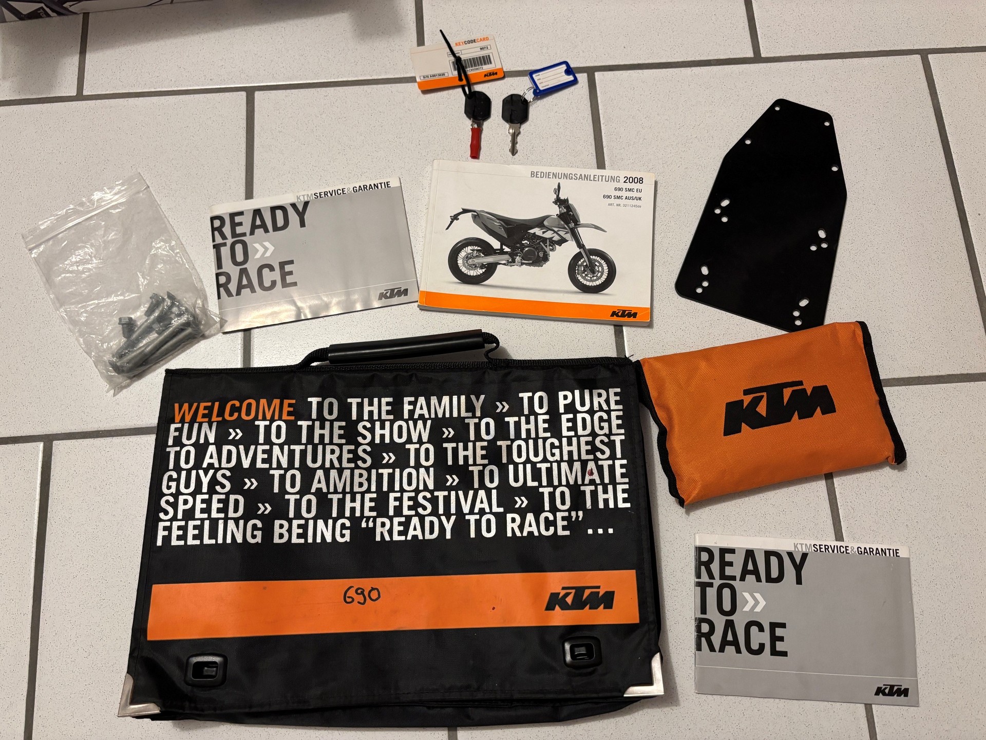 KTM 690 SM-image-10