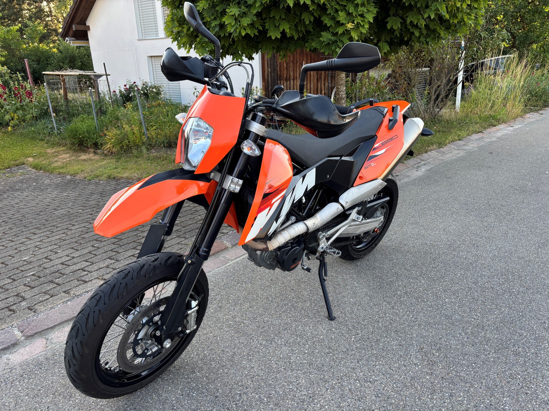 KTM 690 SM-image-7