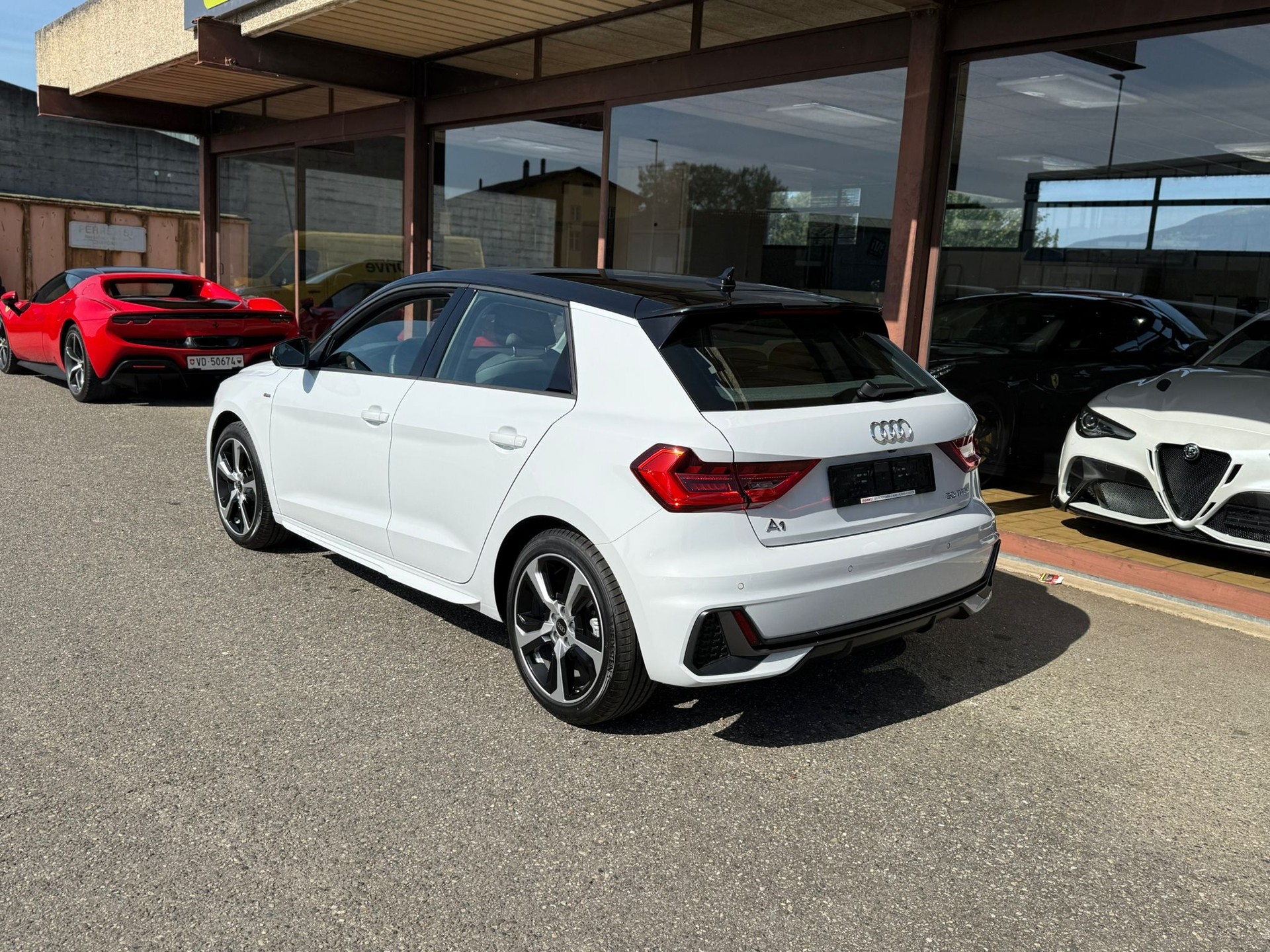AUDI A1 Sportback 30 TFSI S Line S-tronic-image-3