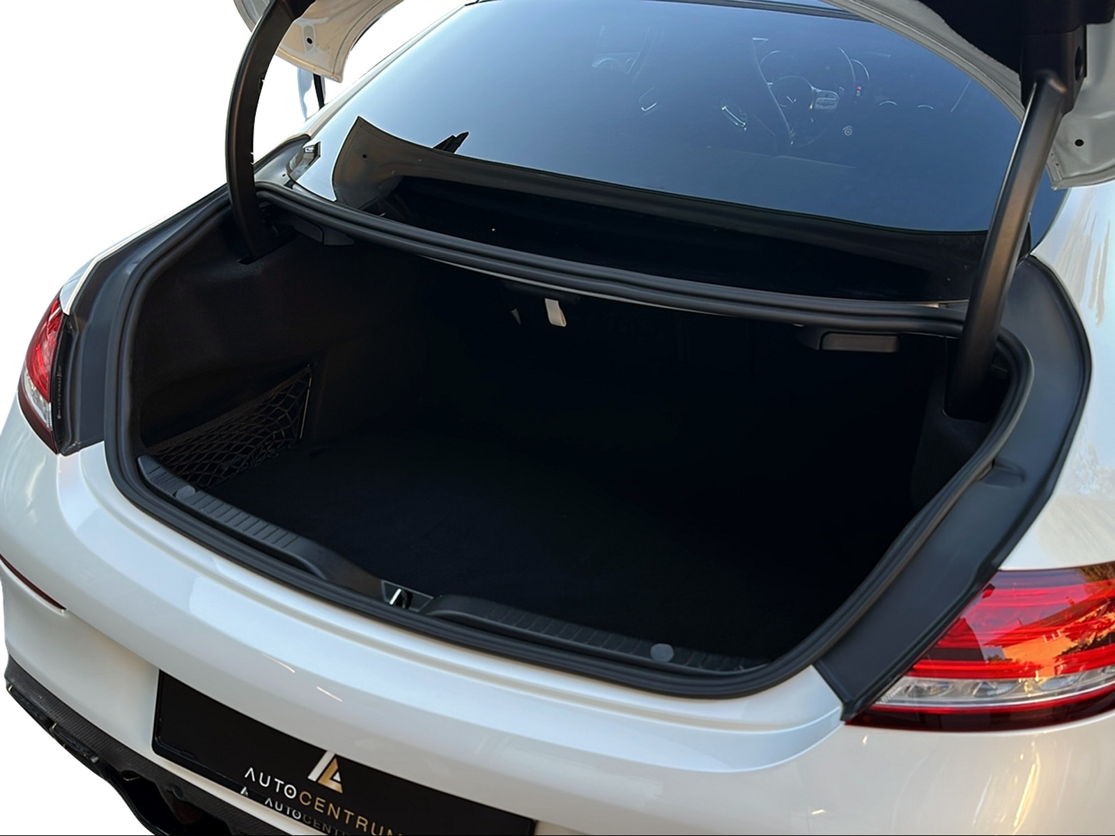 MERCEDES-BENZ C 63 S AMG 9G-tronic-image-7