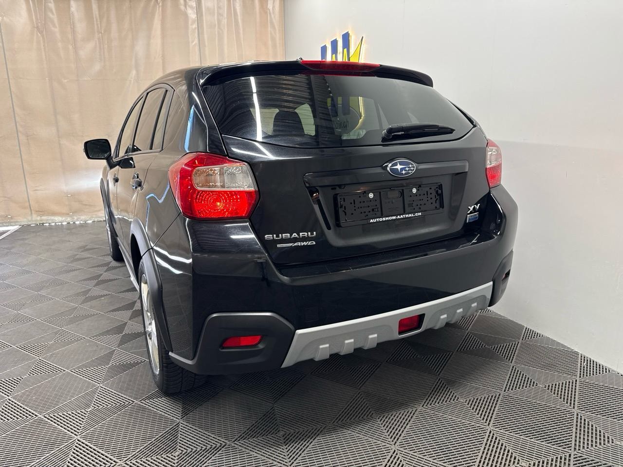 SUBARU XV 2.0D Swiss Three AWD-image-9