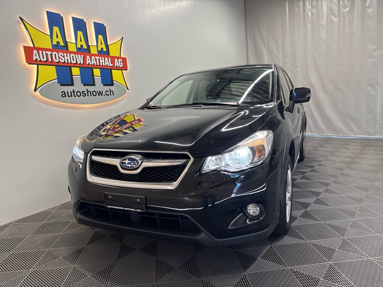 SUBARU XV 2.0D Swiss Three AWD-image-10