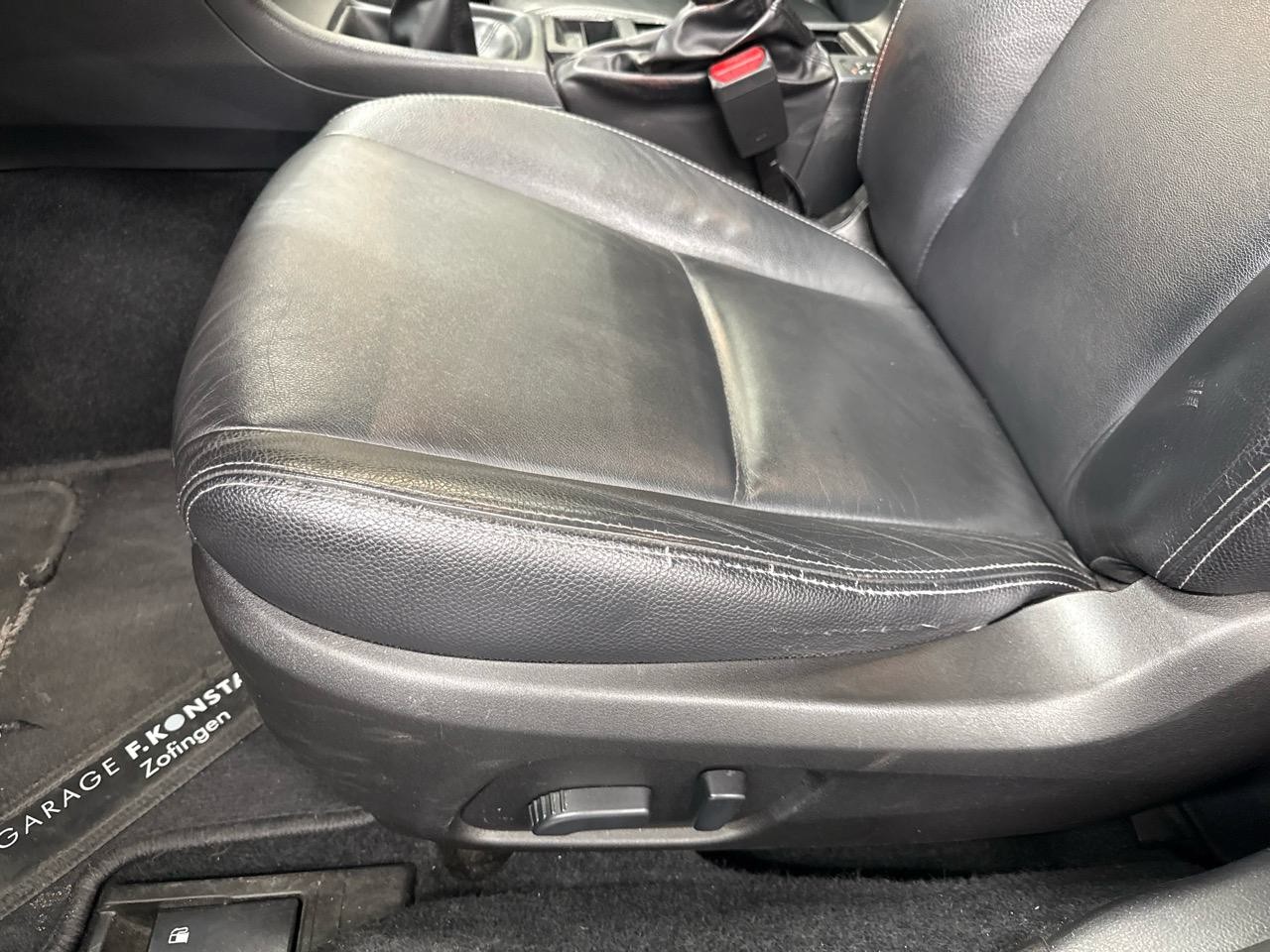 SUBARU XV 2.0D Swiss Three AWD-image-4
