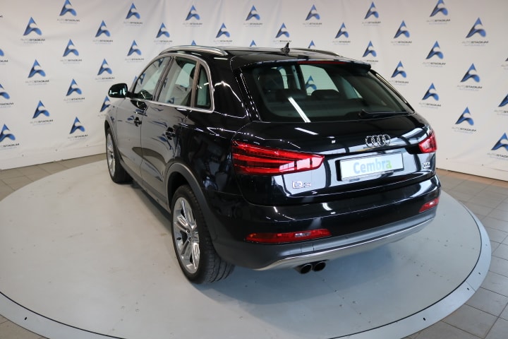 AUDI Q3 2.0 TDI quattro S-tronic-image-9