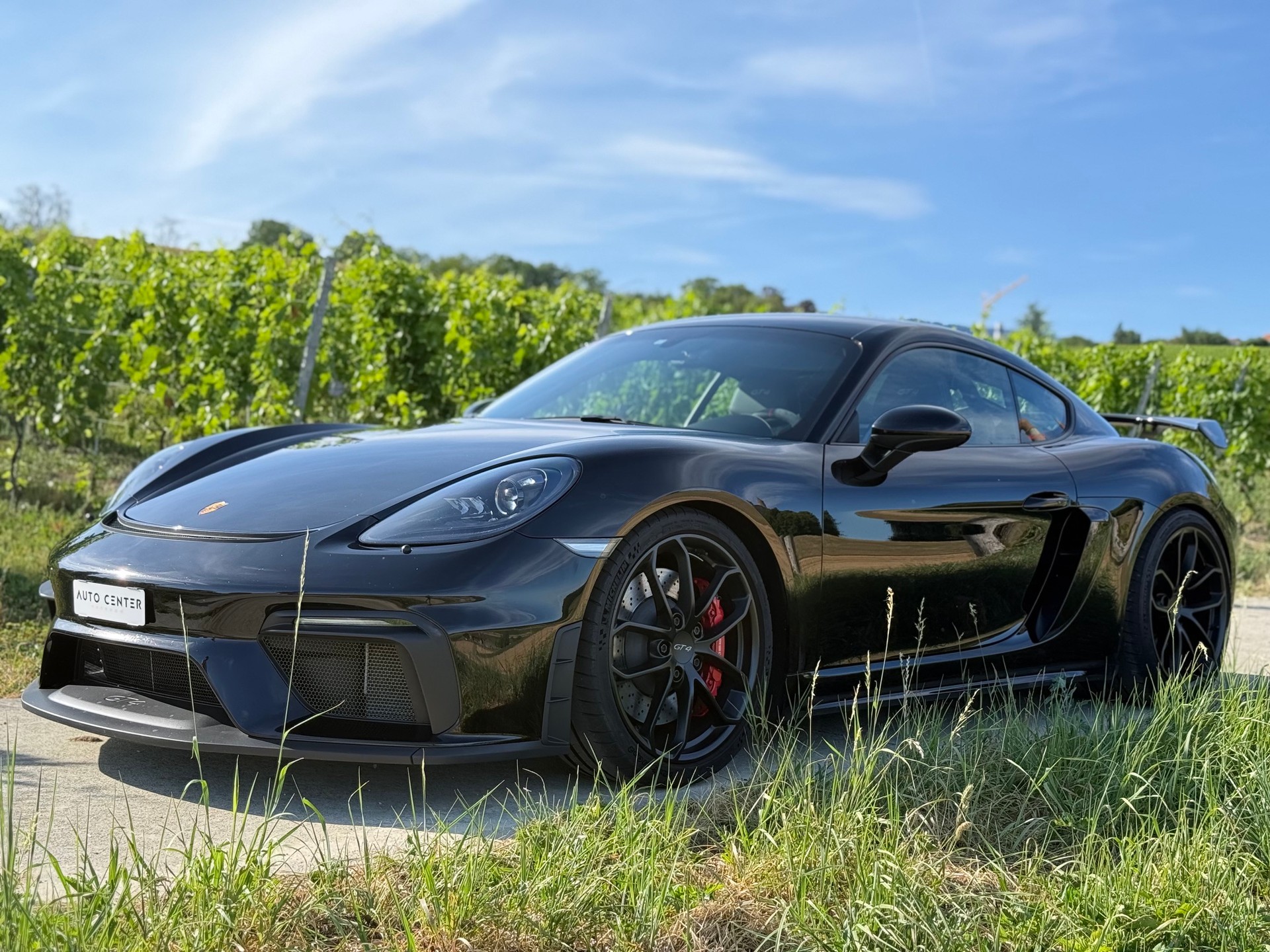 PORSCHE 718 Cayman GT4-image-5
