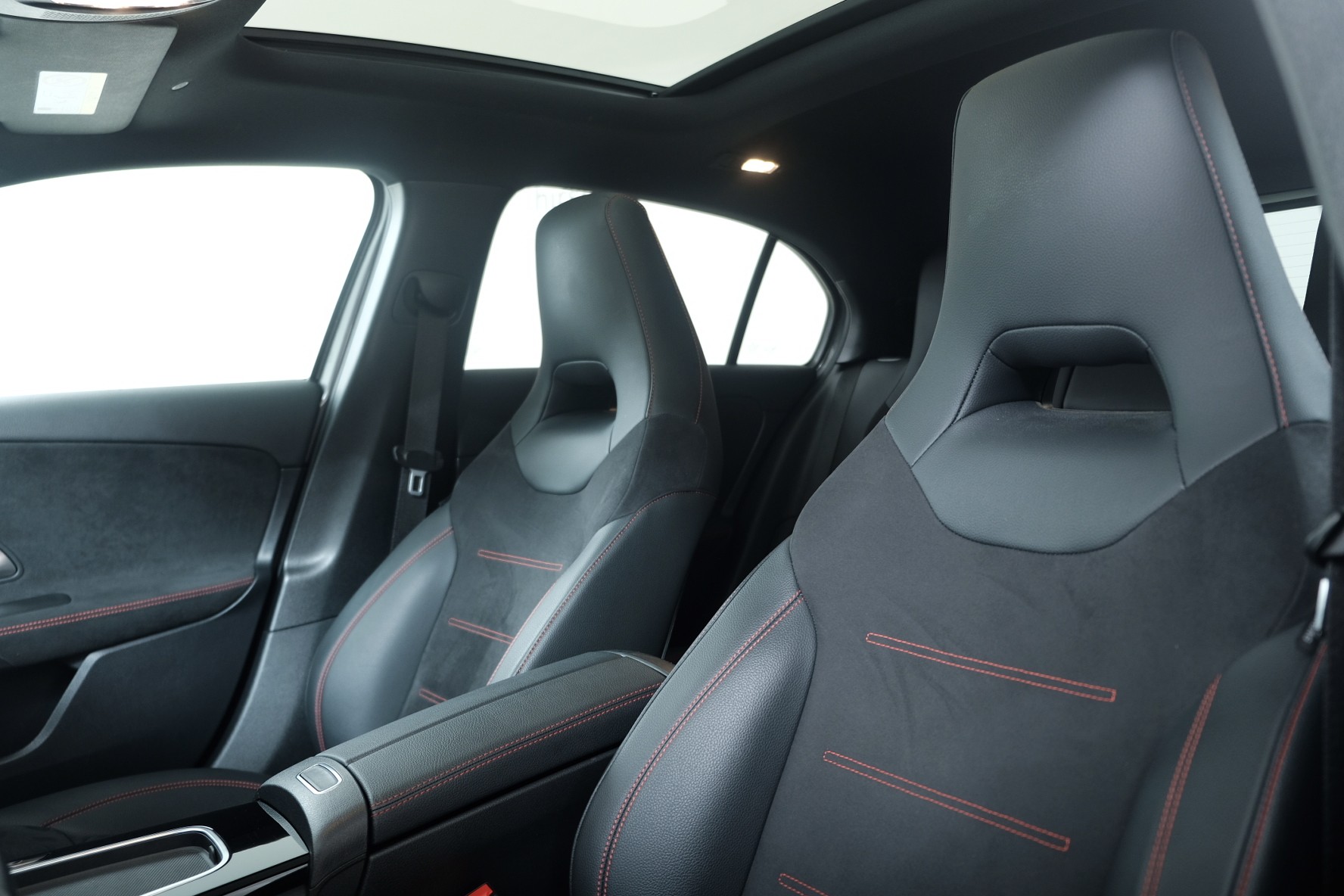 MERCEDES-BENZ A-CLASS W177 A 180 AMG Line-image-10